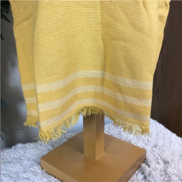 Apt 9 scoopneck tank top with fringe accents Woman’s size XXL gold & white - Picture 8 of 12